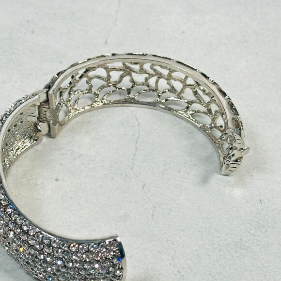 Womens Bracelet Bangle Pave Rhinestone Cut Ott Hearts Silver Tone 25mm Wide - Picture 9 of 12